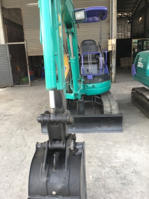 รถขุดเล็ก Komatsu PC30MR-1 แทรคยาง สภาพสวย สนใจติดต่อ 0874880101 Line ID: Kongniwatsiri