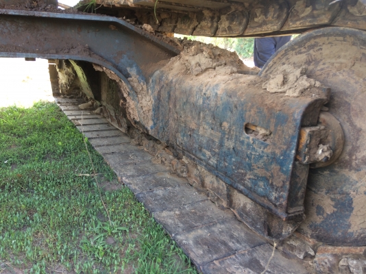 ขายด่วน KOMATSU PC 100L-1 ช่วงล่างใหญ่เอวสูงลดราคาครับอยากขายครับๆๆ
