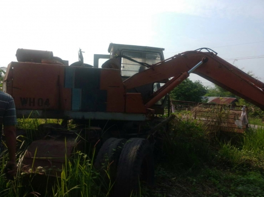ขายรถแบ็คโฮล้อยาง WH04 ขนาด120  มีชุดเฟืองท้ายทื่ส่งกำลังมาจากเกียร์ทื่ใช้งานไม่ได้ อย่างอื่นใช้ได้หมด ขายตามสภาพ 150,000บ. สนใจ0835601591 หรือ 0903494058