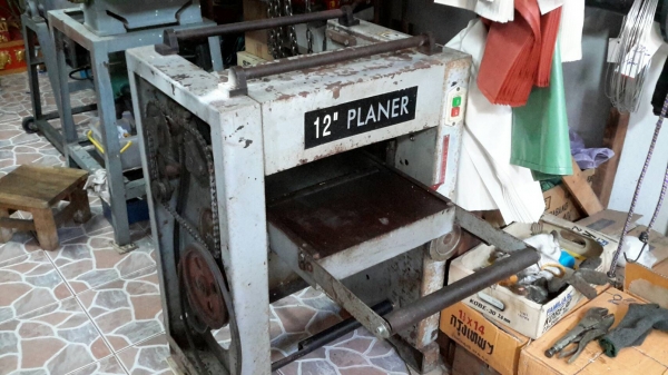 เครื่องรีดไม้ BIGWOOD 12 นิ้ว