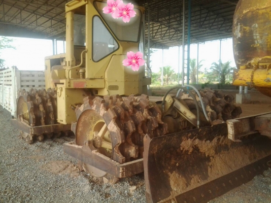 ขายรถบด CAT 815 ราคา 1050000