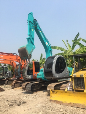 ขาย KOBELCO SK100 -2 มาร์คไฟว์  เก่านอกแท้  ยังไม่เคยใช้งานในไทย  สภาพสวย พร้อมใช้  โทร 089-7462641 สุวรรณีค่ะ