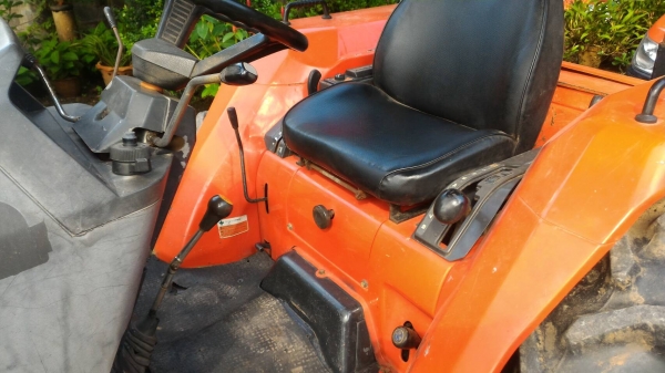 ขายรถไถ KUBOTA GL277 2 เพลา 27แรง พร้อมดันหน้า ราคา 118,000 มีรถขนส่งบริการขนส่งทั่วไทย สามย่านแทรคเตอร์ อ.แกลง จ.ระยอง 0818618678,0899347475 https://www.facebook.com/DC-Tractor-Rayong-3071545327?/shop? id line=081-8618678 id line=089-9347475 ขายรถไถ KUBOTA GL277 2 เพลา 27แรง พร้อมดันหน้า ราคา 118,000 มีรถขนส่งบริการขนส่งทั่วไทย สามย่านแทรคเตอร์ อ.แกลง จ.ระยอง 0818618678,0899347475 https://www.facebook.com/DC-Tractor-Rayong-3071545327?/shop? id line=081-8618678 id line=089-9347475