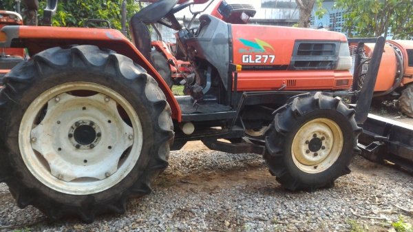 ขายรถไถ KUBOTA GL277 2 เพลา 27แรง พร้อมดันหน้า ราคา 118,000 มีรถขนส่งบริการขนส่งทั่วไทย สามย่านแทรคเตอร์ อ.แกลง จ.ระยอง 0818618678,0899347475 https://www.facebook.com/DC-Tractor-Rayong-3071545327?/shop? id line=081-8618678 id line=089-9347475 ขายรถไถ KUBOTA GL277 2 เพลา 27แรง พร้อมดันหน้า ราคา 118,000 มีรถขนส่งบริการขนส่งทั่วไทย สามย่านแทรคเตอร์ อ.แกลง จ.ระยอง 0818618678,0899347475 https://www.facebook.com/DC-Tractor-Rayong-3071545327?/shop? id line=081-8618678 id line=089-9347475