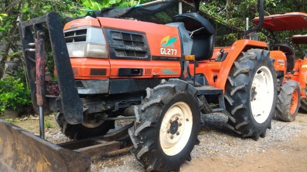 ขายรถไถ KUBOTA GL277 2 เพลา 27แรง พร้อมดันหน้า ราคา 118,000 มีรถขนส่งบริการขนส่งทั่วไทย สามย่านแทรคเตอร์ อ.แกลง จ.ระยอง 0818618678,0899347475 https://www.facebook.com/DC-Tractor-Rayong-3071545327?/shop? id line=081-8618678 id line=089-9347475