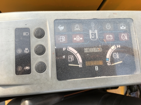 รถขุดเล็ก KOBELCO SK020 สภาพสวย สนใจติดต่อ 0874880101 Line ID: Kongniwatsiri