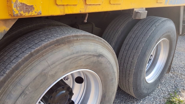 Hino mega เครื่อง 320 แรง ปี 51 กระบะสามมิตรไม่ดัมพ์ ลูก 3 เพลา ทะเบียนพร้อม