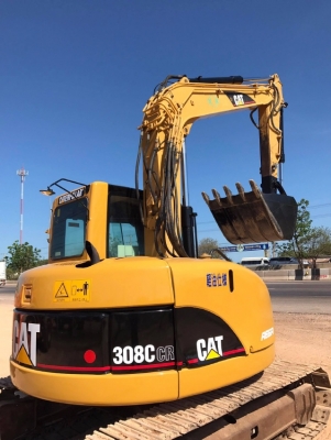 ขายรถแบคโฮ CAT 308CCR มีลายหัวกระแทก รถนอกนำเข้าเองจากญี่ปุ่น สภาพสวยพร้อมใช้งาน มีVDOการทำงานครับ