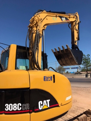 ขายรถแบคโฮ CAT 308CCR มีลายหัวกระแทก รถนอกนำเข้าเองจากญี่ปุ่น สภาพสวยพร้อมใช้งาน มีVDOการทำงานครับ