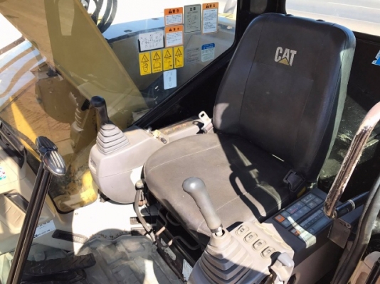 ขายรถแบคโฮ CAT 308CCR มีลายหัวกระแทก รถนอกนำเข้าเองจากญี่ปุ่น สภาพสวยพร้อมใช้งาน มีVDOการทำงานครับ