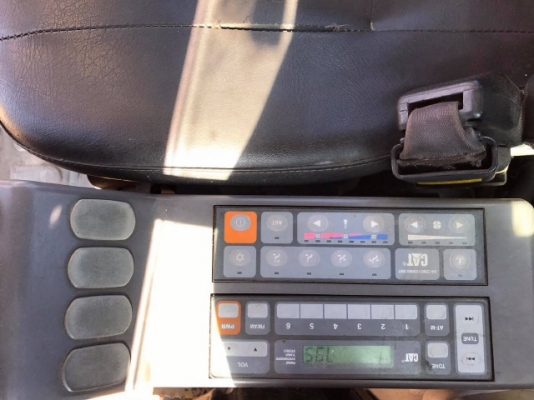 ขายรถแบคโฮ CAT 308CCR มีลายหัวกระแทก รถนอกนำเข้าเองจากญี่ปุ่น สภาพสวยพร้อมใช้งาน มีVDOการทำงานครับ