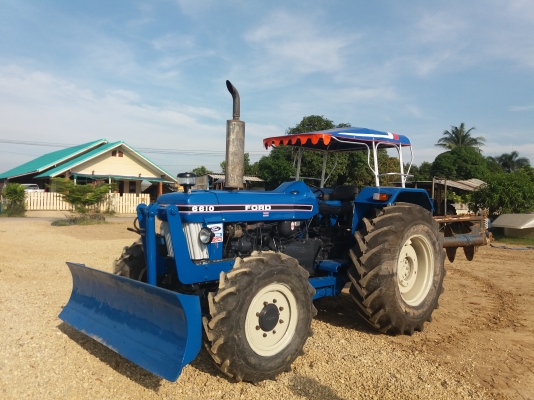 ขาย6610(4&times;4)คานหน้าคาลาโล่มีเกียกลางเล่มครบ