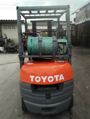 ขาย รถโฟรคลิท์ โตโยต้า รุ่น 6 เบนซิล ขาย รถโฟรคลิท์ โตโยต้า รุ่น 6 เบนซิล