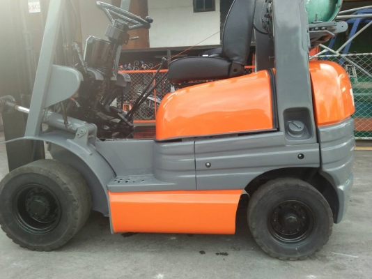 ขาย รถโฟรคลิท์ โตโยต้า รุ่น 6 เบนซิล ขาย รถโฟรคลิท์ โตโยต้า รุ่น 6 เบนซิล