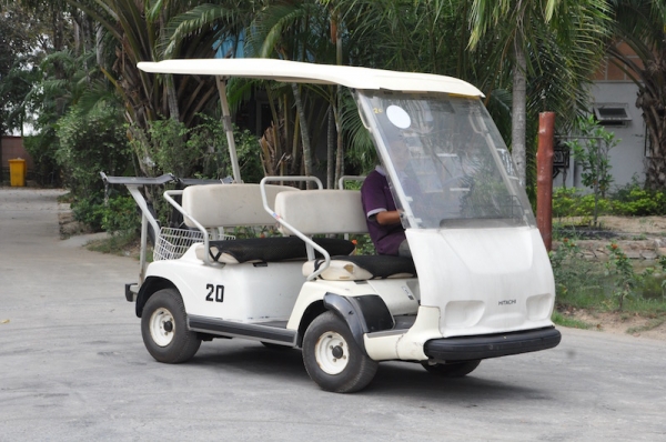 ขายรถกอล์ฟ sanyo4ที่นั่ง สภาพเดิมๆจากญีปุ่นยังไม่เคยใช้ในไทย39,000เท่านั้น