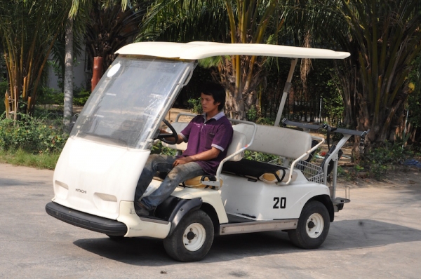 ขายรถกอล์ฟ sanyo4ที่นั่ง สภาพเดิมๆจากญีปุ่นยังไม่เคยใช้ในไทย39,000เท่านั้น