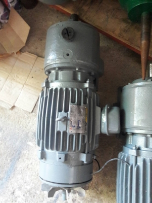 ขาย !! มอเตอร์เกียร์TECO.ขนาด3แรง3สาย(รอบ1:10)พร้อมใช้