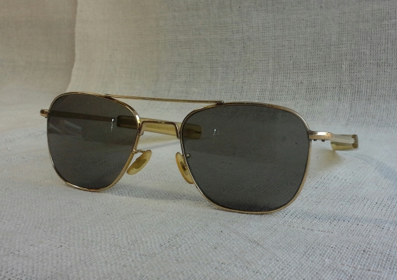 แว่นตาอเมริกันเสืออากาศ  ยุค &#039;60s  หายาก!  Vintage COMMAND/AO handmade in USA