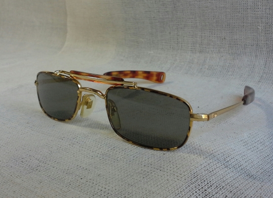 แว่นตาอเมริกันเสืออากาศ  โมเดลจ่าฝูง  &#039;ตัว (เจ็บ) จี๊ด&#039;  Vintage AO Skymaster Classic Sport handmade in USA