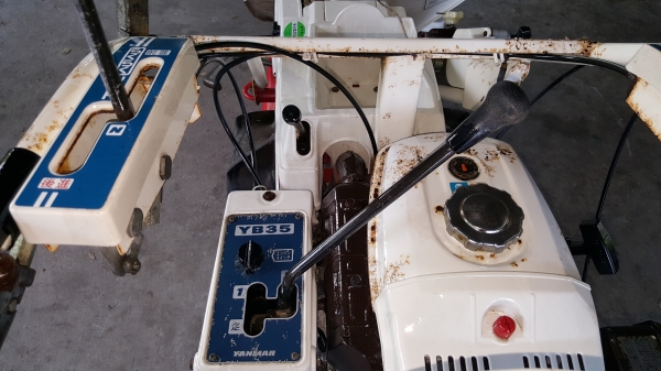 รถเกี่ยวข้าวดินตาม แบบมัดแถวเดี่ยว รหัสสินค้า D2 - 12 พร้อมใช้งานสอบถามได้ ต่อรองได้ขาย จัดไป รถเกี่ยวข้าวดินตาม แบบมัดแถวเดี่ยว รหัสสินค้า D2 - 12 พร้อมใช้งานสอบถามได้ ต่อรองได้ขาย จัดไป