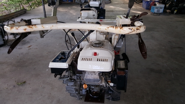 รถเกี่ยวข้าวดินตาม แบบมัดแถวเดี่ยว รหัสสินค้า D2 - 12 พร้อมใช้งานสอบถามได้ ต่อรองได้ขาย จัดไป รถเกี่ยวข้าวดินตาม แบบมัดแถวเดี่ยว รหัสสินค้า D2 - 12 พร้อมใช้งานสอบถามได้ ต่อรองได้ขาย จัดไป