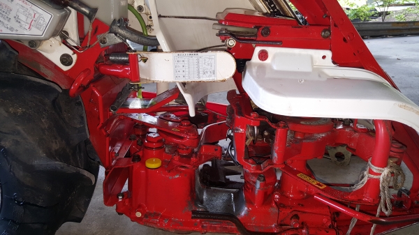 รถเกี่ยวข้าวดินตาม แบบมัดแถวเดี่ยว รหัสสินค้า D2 - 12 พร้อมใช้งานสอบถามได้ ต่อรองได้ขาย จัดไป รถเกี่ยวข้าวดินตาม แบบมัดแถวเดี่ยว รหัสสินค้า D2 - 12 พร้อมใช้งานสอบถามได้ ต่อรองได้ขาย จัดไป