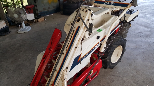 รถเกี่ยวข้าวดินตาม แบบมัดแถวเดี่ยว รหัสสินค้า D2 - 12 พร้อมใช้งานสอบถามได้ ต่อรองได้ขาย จัดไป รถเกี่ยวข้าวดินตาม แบบมัดแถวเดี่ยว รหัสสินค้า D2 - 12 พร้อมใช้งานสอบถามได้ ต่อรองได้ขาย จัดไป