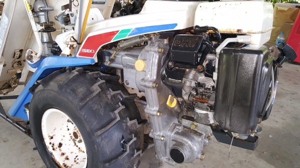 รถเกี่ยวข้าวดินตาม แบบมัด วางลาย รหัสสินค้า  D2 - 11 สอบถามได้