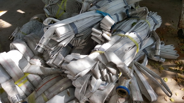 สายดับเพลิง ของใหม่ เก่าญี่ปุ่น ราคา 1300 บาท 1.5 นิ้ว ยาว 15 เมตร