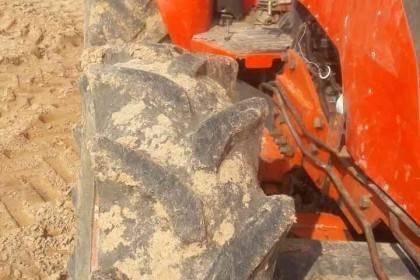 KUBOTA M7040 ราคา 375,000 บาท เครื่องดี เกียร์แรง อุปกรณ ์ใบดัน ผาน3,ผาน6 เอกสารเล่มทะเบียน รถอยู่ จ.ขอนแก่น โทร&ไอดีไลน์ 0610710295 KUBOTA M7040 ราคา 375,000 บาท เครื่องดี เกียร์แรง อุปกรณ ์ใบดัน ผาน3,ผาน6 เอกสารเล่มทะเบียน รถอยู่ จ.ขอนแก่น โทร&ไอดีไลน์ 0610710295