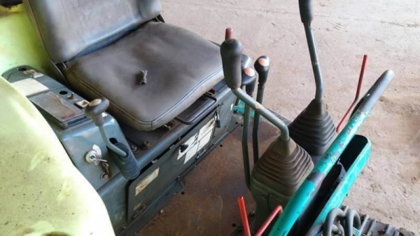 ขาย 195,000 YANMAR VIO 30-1 เทียบเท่า pc 30 เครื่องดี  ปั้มแรง เอวแน่น ช่วงล่างเต็ม คอนโทลน้ำมัน  รถอยู่ จ.จันทบุรี  โทร&amp;ไอดีไลน์ 0610710295