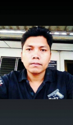 บุคคลอันตราย นายธนพล คล้ายสุบรรณ บุคคลใดพบเห็นและนำไปสู่การจับกุม มีเงินรางวัลนำจับ 30,000 บาท ติดต่อ 081-6047111