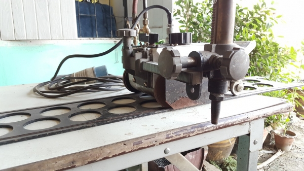 หัวตัดแก๊สไฟฟ้า KOVET รุ่น Kv-12 Liger สภาพพร้อมใช้งาน