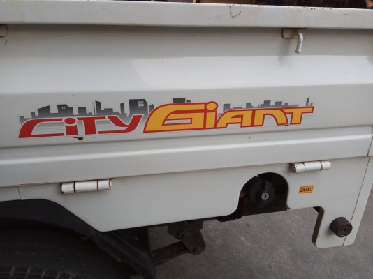 สีเดิมทุกชิ้น ไมล์น้อย ดีเซล 2012