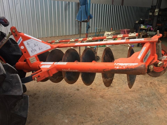 คูโบต้า L4708DT 4 WD. ทำงาน 695 ชั่วโมง ติดตั้งดันหน้าใหม่  ผานหลัง CMT เอกสารพร้อม