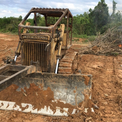 ขายรถแทรคเตอร์ KOMATSU D50A-15 ห้องเลี้ยวน้ำมัน ราคา 420000