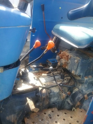 ขายรถไถ FORD 5630 2 เพลา ใบมีด 7 จาน เอกสารเล่ม ราคา 400000