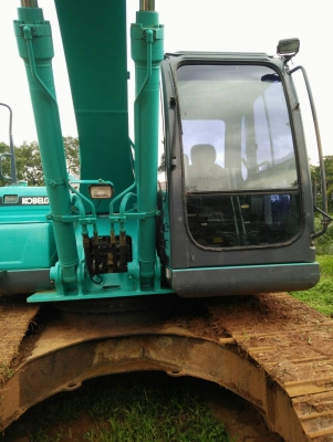 ขายรถแบคโฮ KOBELCO SK200-8 YN12 SUPER ราคา 1950000 ขายรถแบคโฮ KOBELCO SK200-8 YN12 SUPER ราคา 1950000