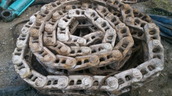 ขายโซ่เปล่า รถแทรกเตอร์ D-50 สภาพสวย ของเกาหลี ขายไม่แพงครับ ขายโซ่เปล่า รถแทรกเตอร์ D-50 สภาพสวย ของเกาหลี ขายไม่แพงครับ