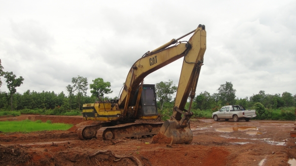 ขาย CAT E 200 B