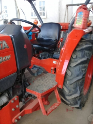 รถไถ 45 แรง DI  ปึ 53  ซ.ม 1900 นิดฯฯ เครื่องแห้งดี  พร้อมลุยงาน อุปกร  3 ชิ้น  ราคา  เบาฯฯ  300000 บาท    ดูรถ ที อ.คำเขื่อนแก้ว จ.ยโสธร    วันทูคอล 098 668-3479 dtac 094 283-9369 สิทธิ์ คับ