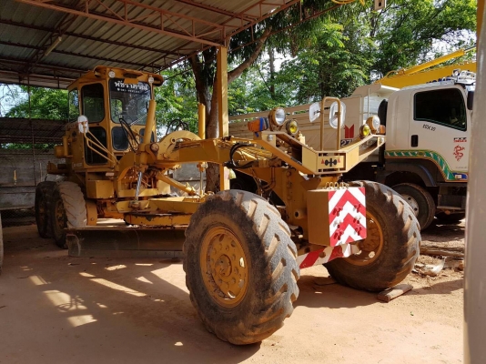 ขาย รถเกรด KOMATSU GD 376H เก่านอก ใช้งานมาได้ 1 ปี