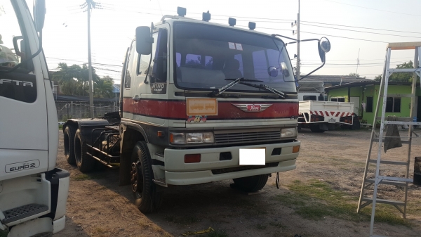 ขายครับหัวลากสิบล้อ FM3MF 240 แรง สภาพดี ราคาเบาๆ โทร 088-4501277