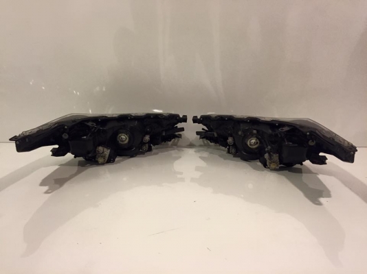 ไฟหน้า Altis Es Sport ไฟหน้า Altis Es Sport