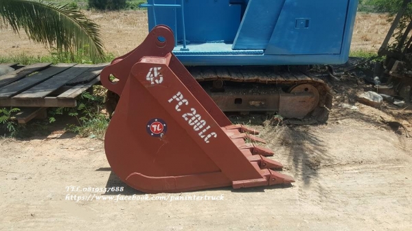 สินค้าใหม่ ประกอบนอกBUCKET บุ๊งกี๋รถขุดไซค์ 200 ,220 สลัก 80 มิล/ แบบธรรมดา /5 ฟัน / ปากกว้าง:45 นิ้ว /ราคาเพียง (ใบละ) 42,000 บาท สนใจรีบติดต่อ 0819337688