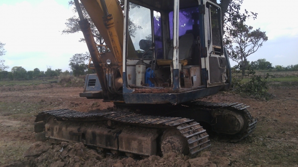 KOMATSU 120-5 รถใช้งานได้ ขายตามสภาพ