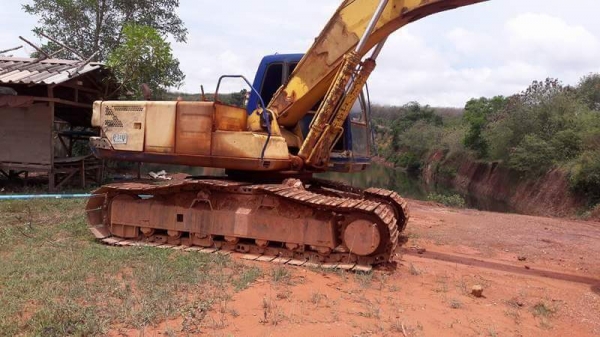 KOBELCO SK 200 KOBELCO SK 200