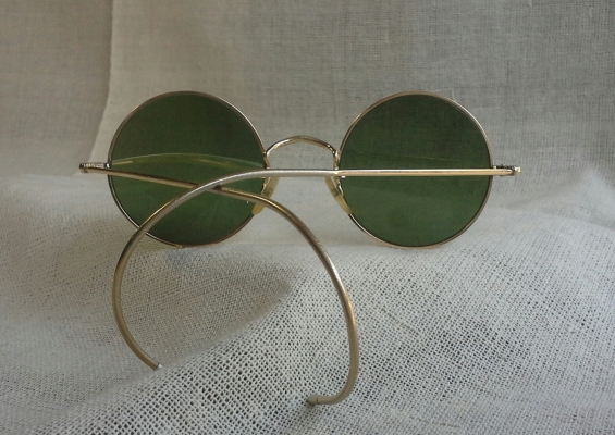 ที่สุดแห่งแว่นตาโกลด์ฟิลด์  'ผู้ให้กำเนิดอัลก้าผู้ยิ่งใหญ่'  Antique MAX WISEMAN handmade in England