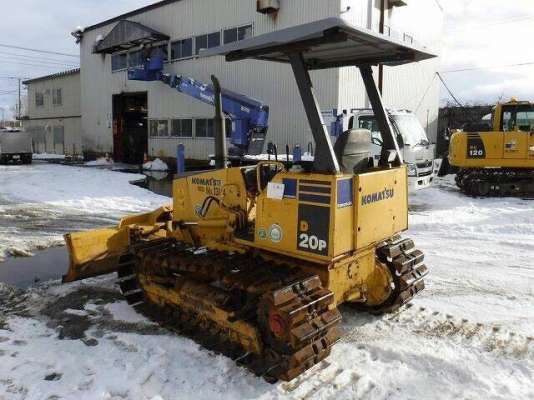 ขายจ้า รถดันยอดนิยม Komatsu D20P และ Mitsubishi BD2GII รถนำเข้าจากญี่ปุ่นแท้ๆ ค่ะ สภาพสวยๆทุกคัน