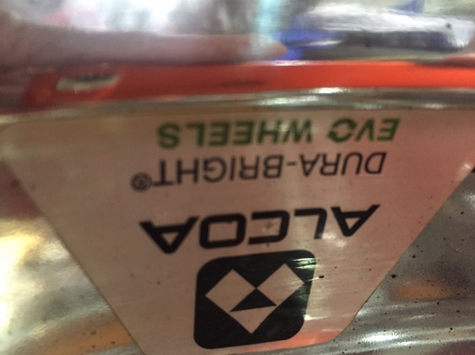 ล้อมีเนียมvolvo. 4000